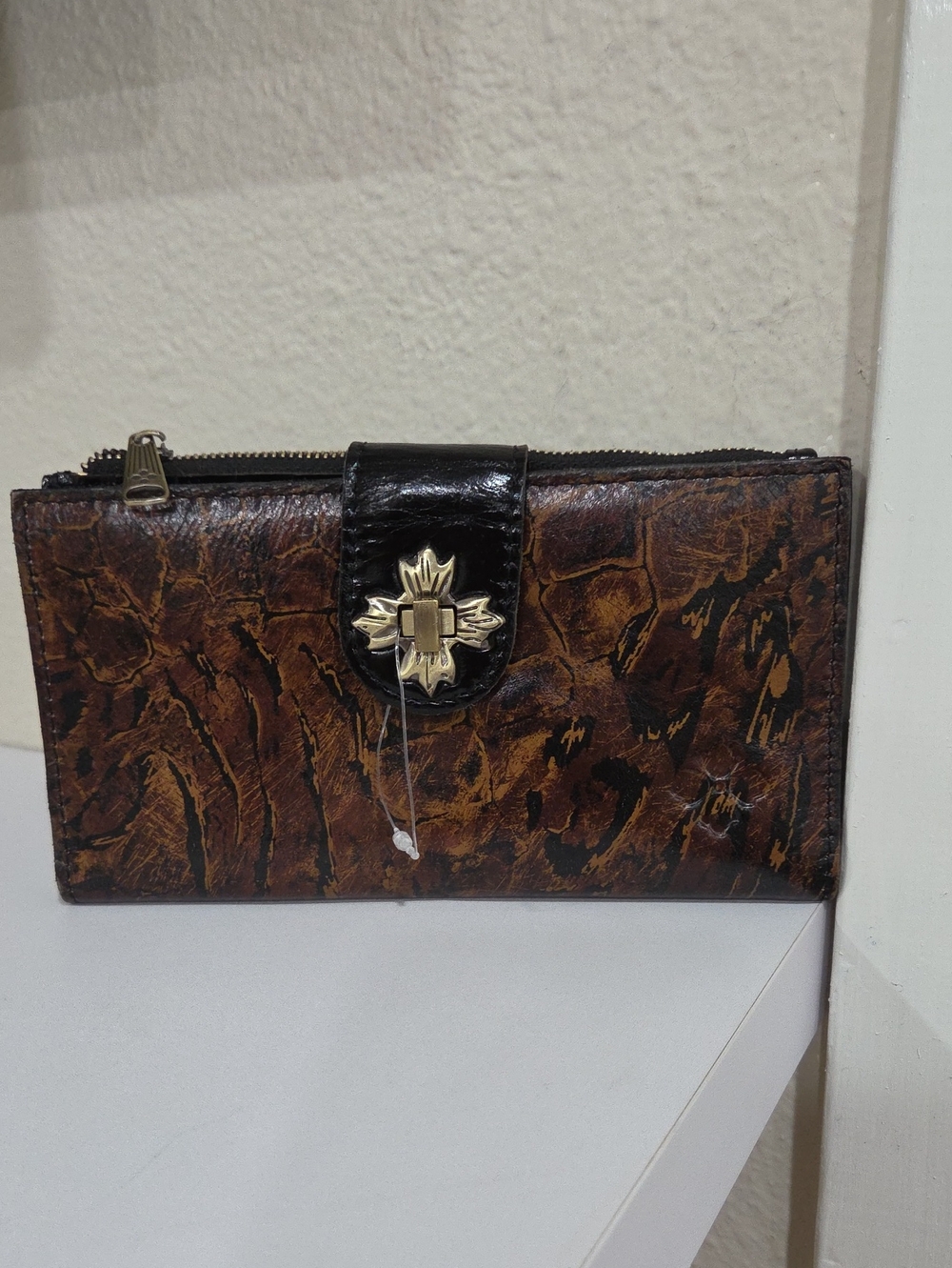 Patricia Nash Brown Textured Leather Wallet with Black Accent and Gold Hardware